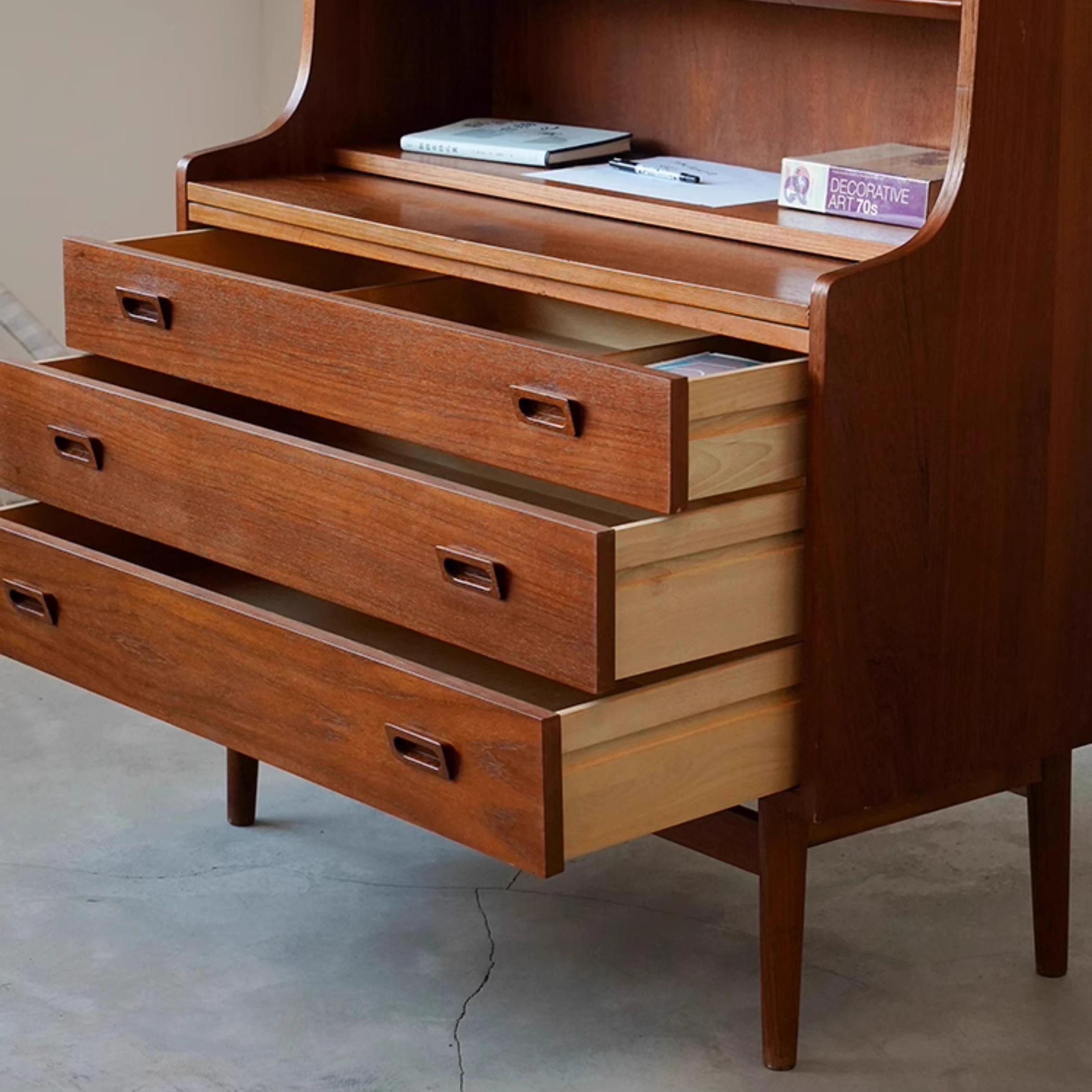 Rethon Solid wood sideboard