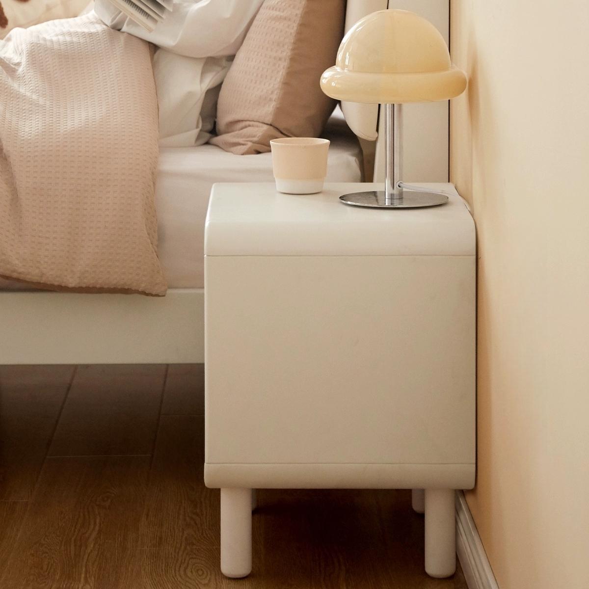 Tezi 2pcs solid wood nightstands