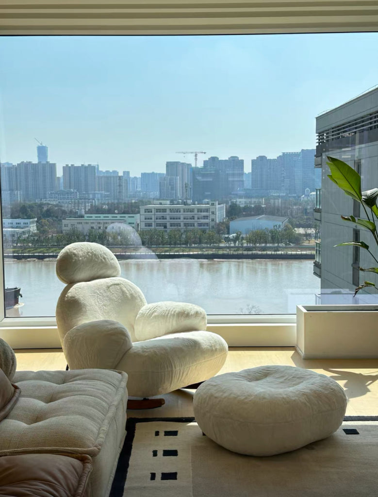 Soliwa Velvet accent chair