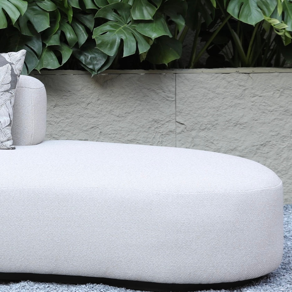 Opree Minimalist one-piece outdoor sofa