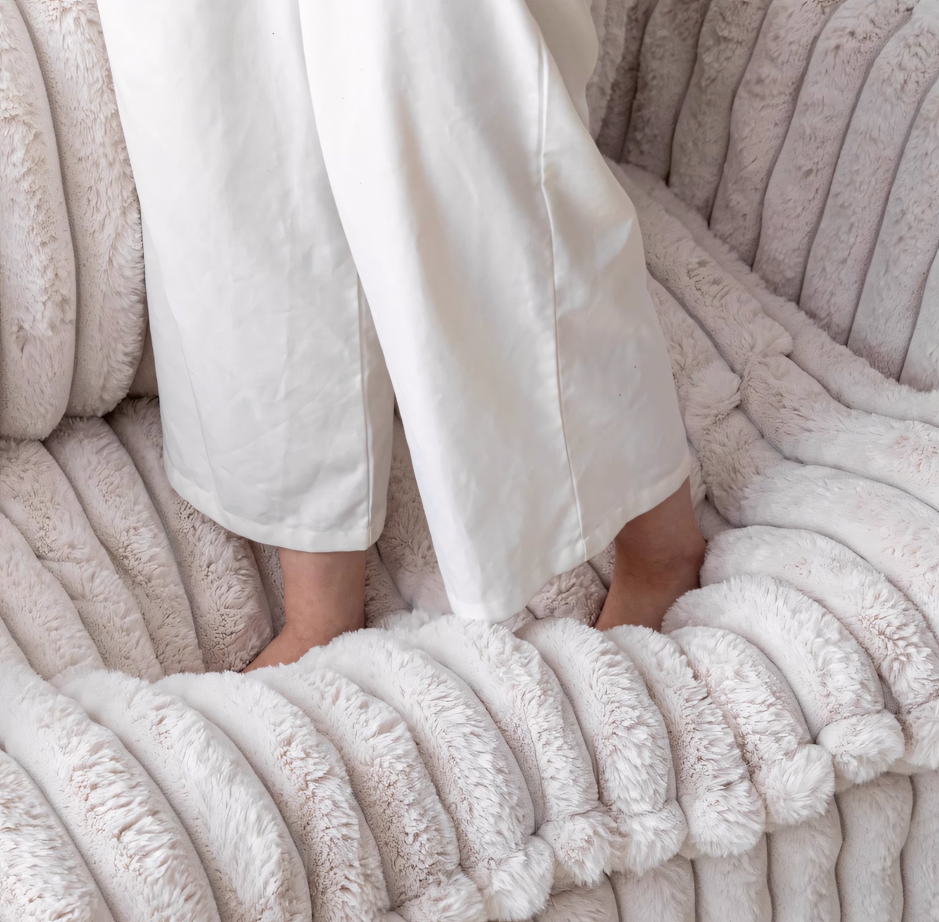 Elarem Washable fabric single sofa-C