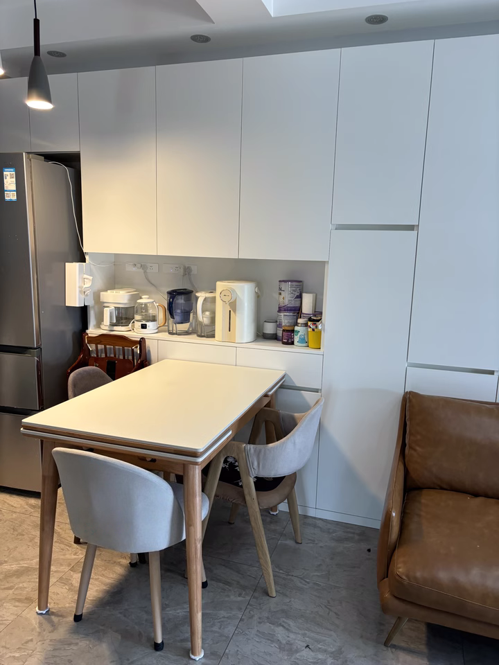 Elione Extendable sintered stone rectangular dining table