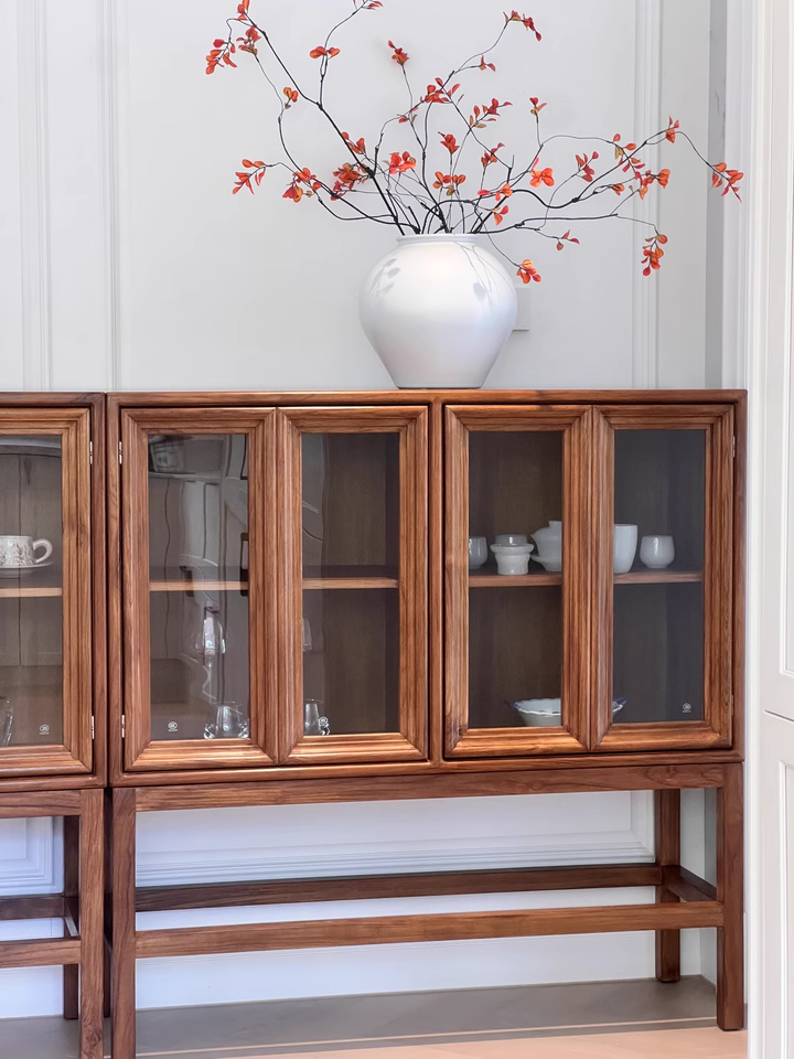 Mevit Teak solid wood sideboard