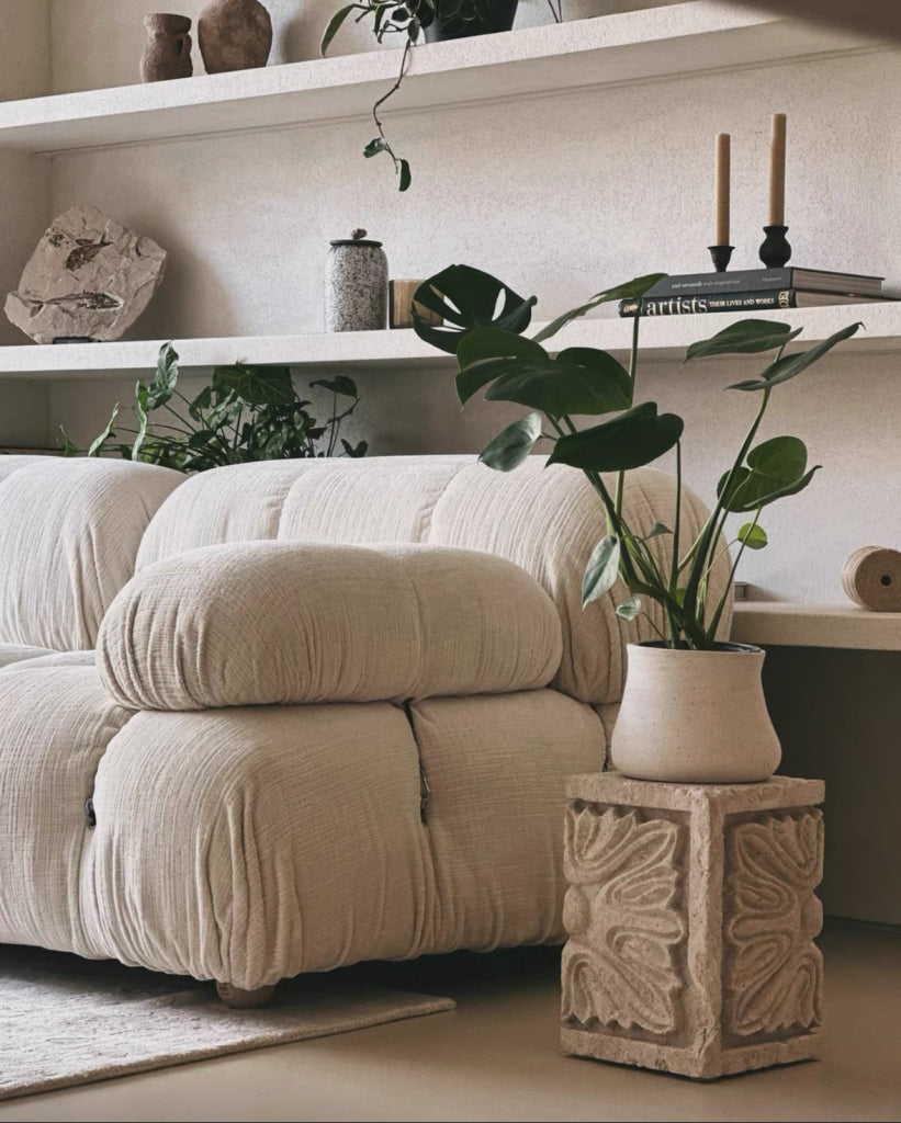 Chelo Minimalist modular sofa with ottoman