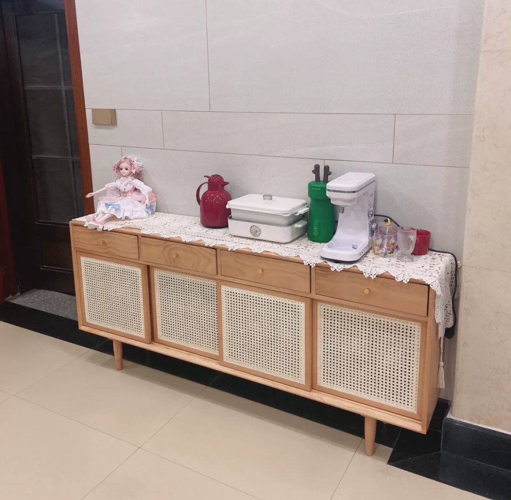 Dinalino Ash wood natural rattan sideboard