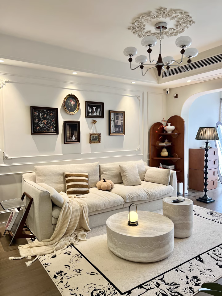 Tavi Minimalist coffee table