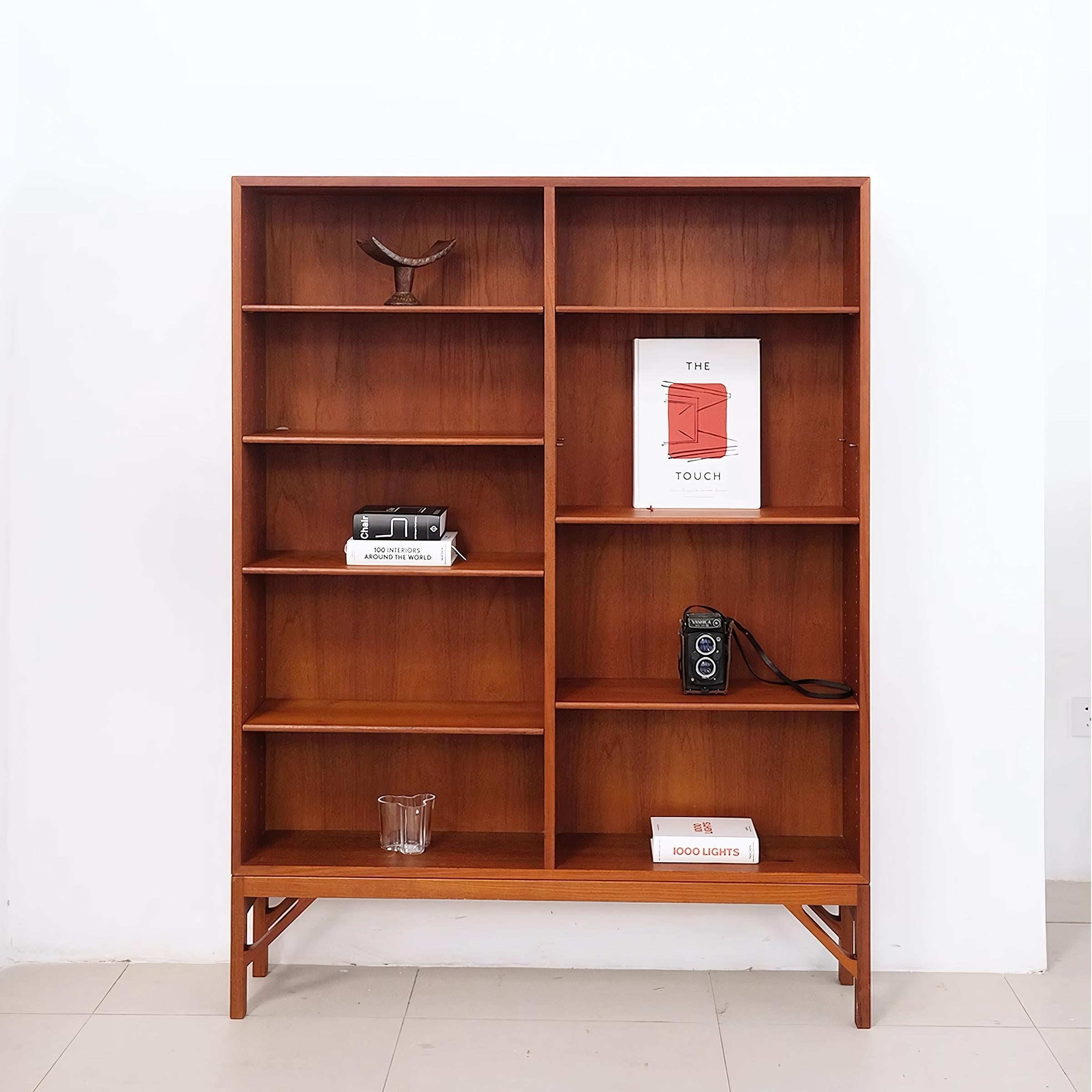 Umbrol_ Solid wood sideboard