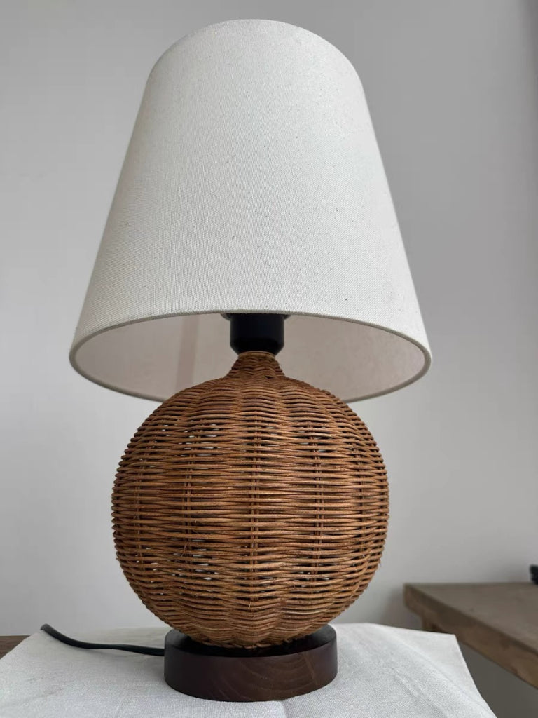 Ermise Natural rattan solid wood lamp