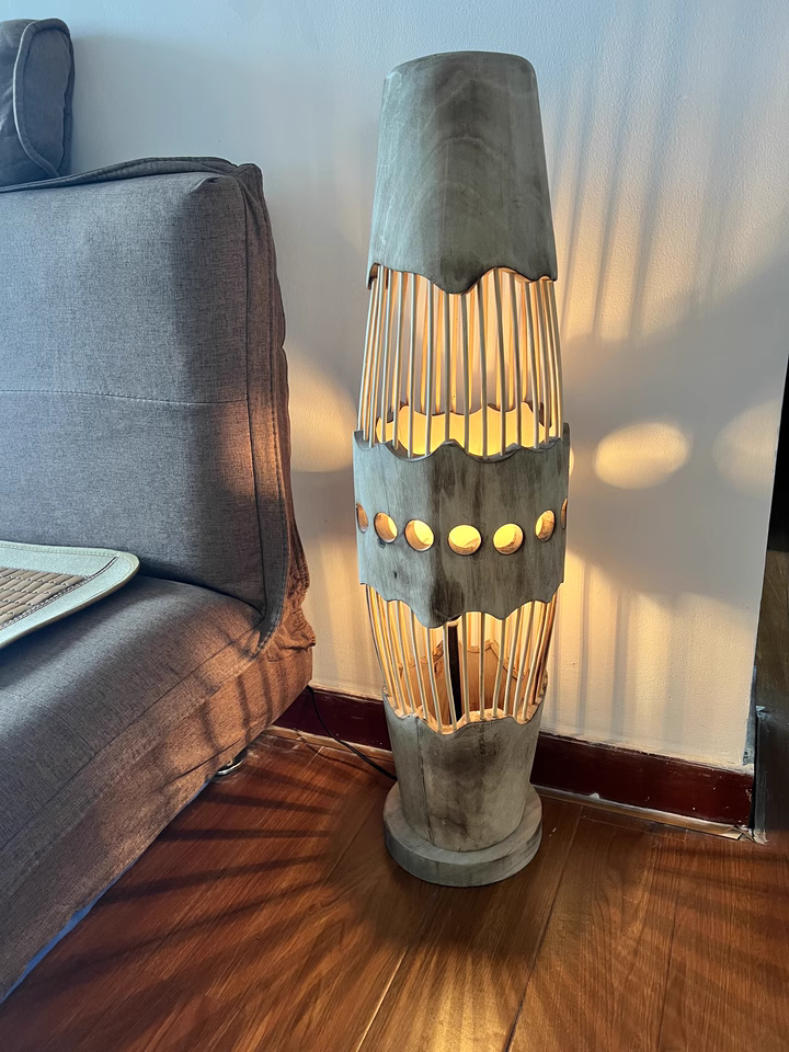 Danire Solid wood floor lamp