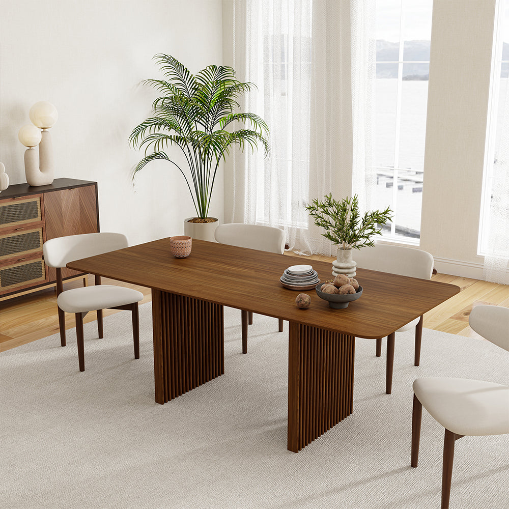 Dohma Solid wood rectangular dining table