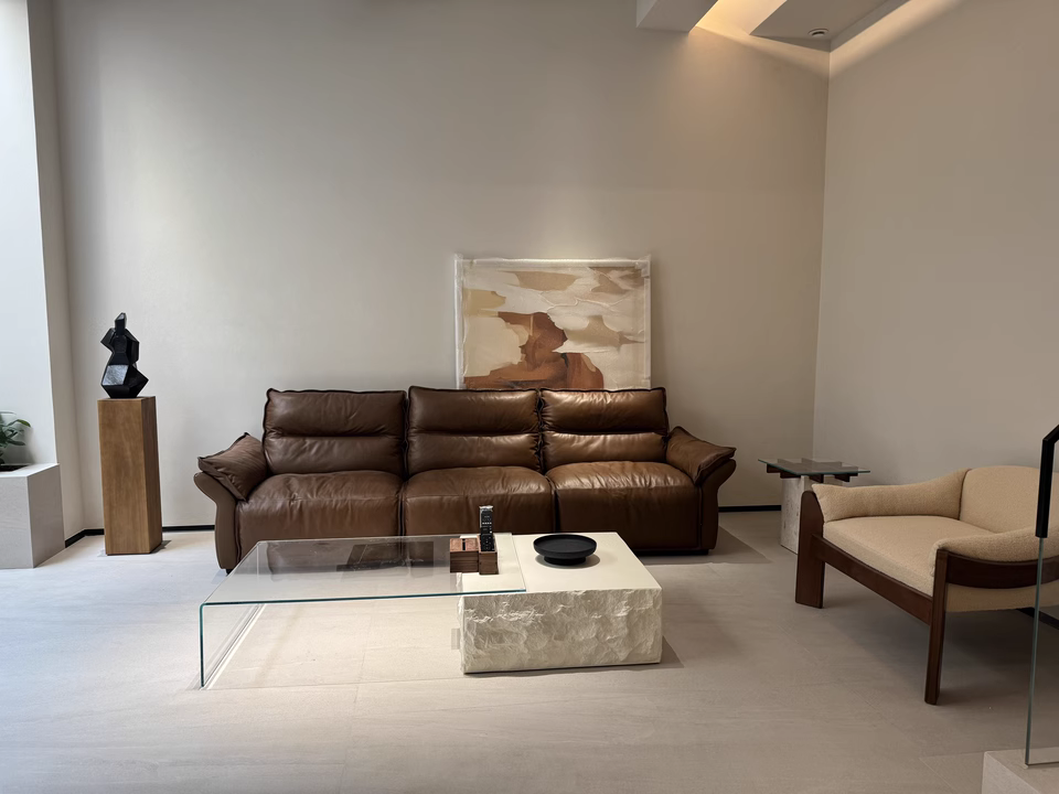 Rilva Minimalist coffee table