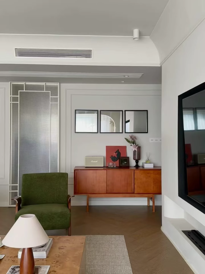 Naxum Solid wood sideboard