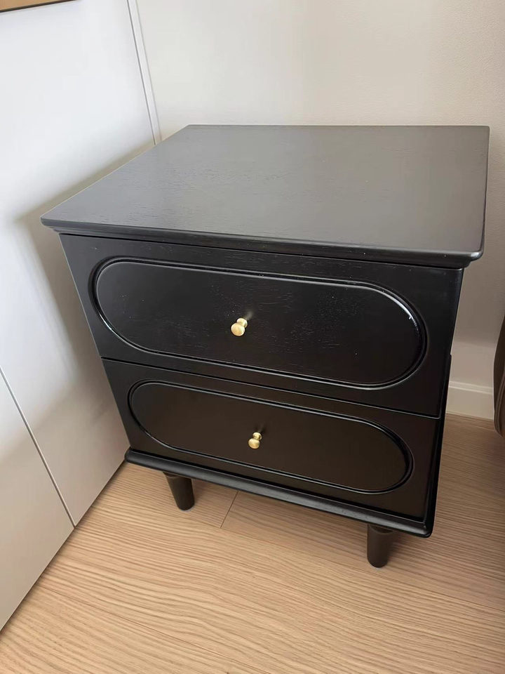 Rivra 2pcs solid wood nightstands