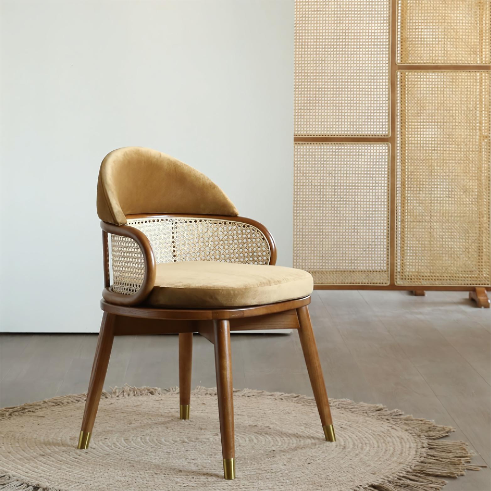 Bonnie Ash wood Indonesian natural rattan round dining set