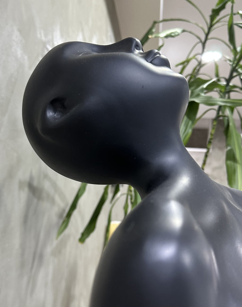 Tunirean Character sculpture art black floor lamp