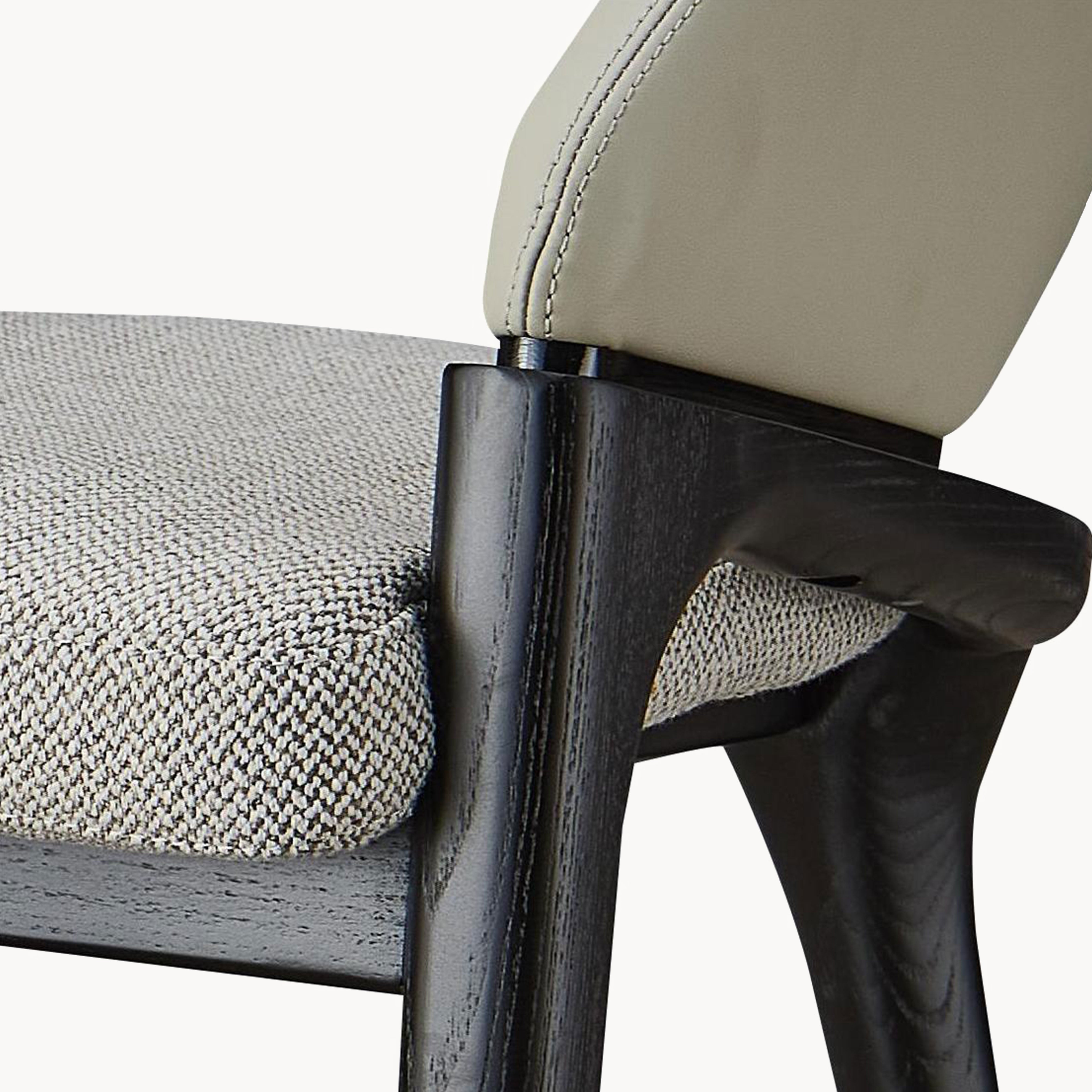 Russie 2pcs ash wood leather dining chairs