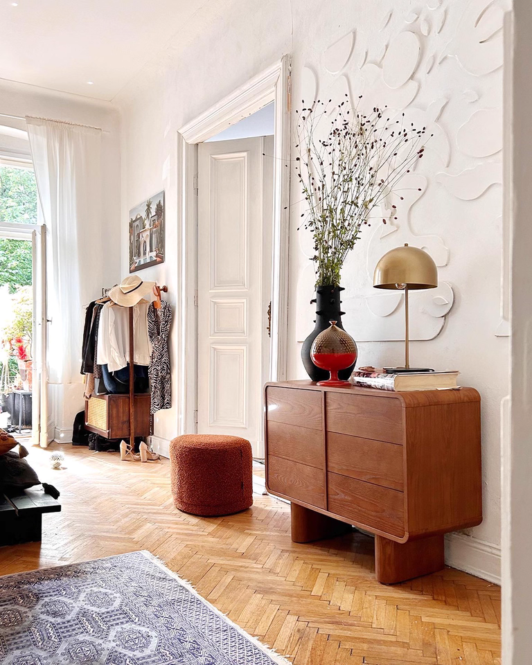 Luminx Solid wood sideboard