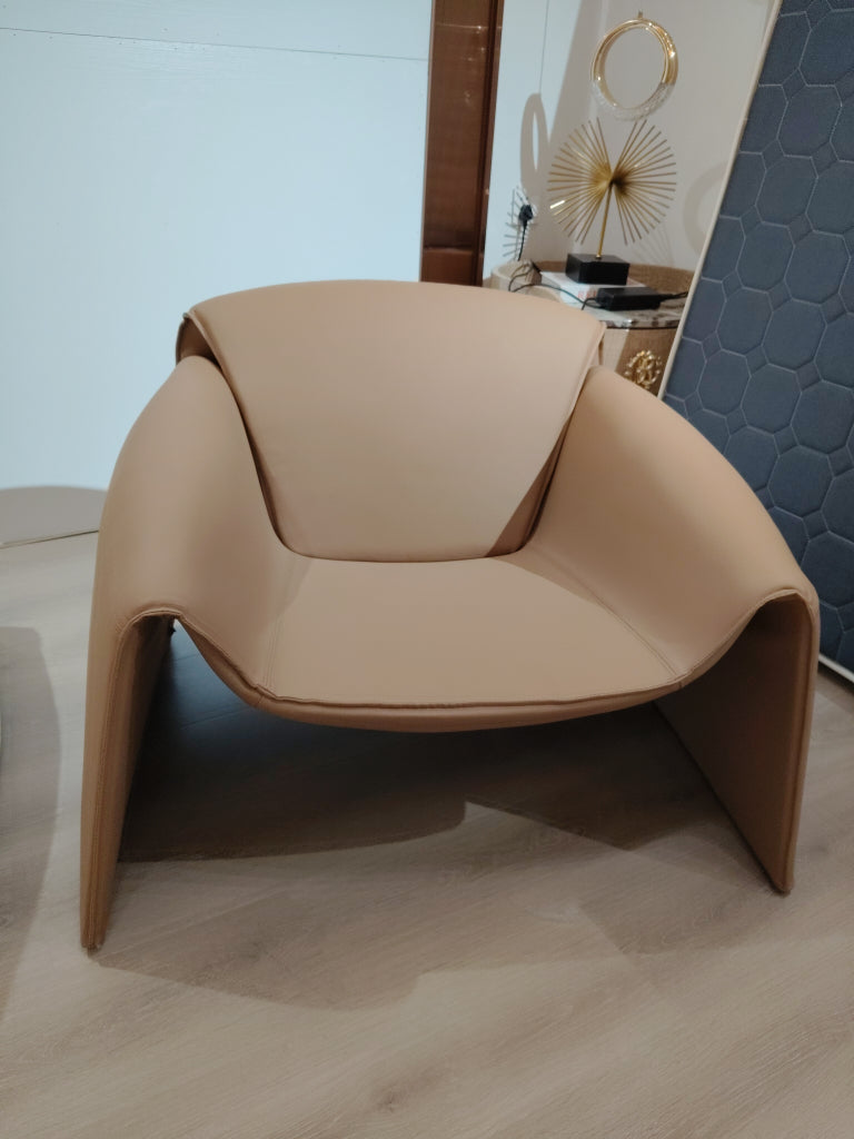 Feloisa Leather accent chair-A