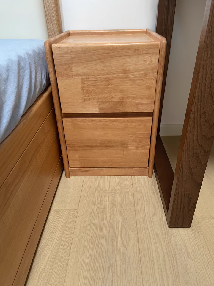 Biadra 2pcs solid wood nightstands