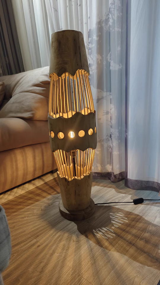 Danire Solid wood floor lamp