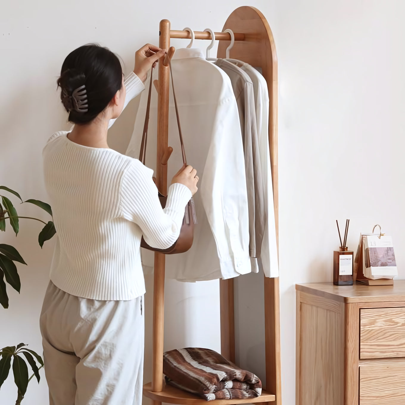 Lusso Clothes rack with mirror