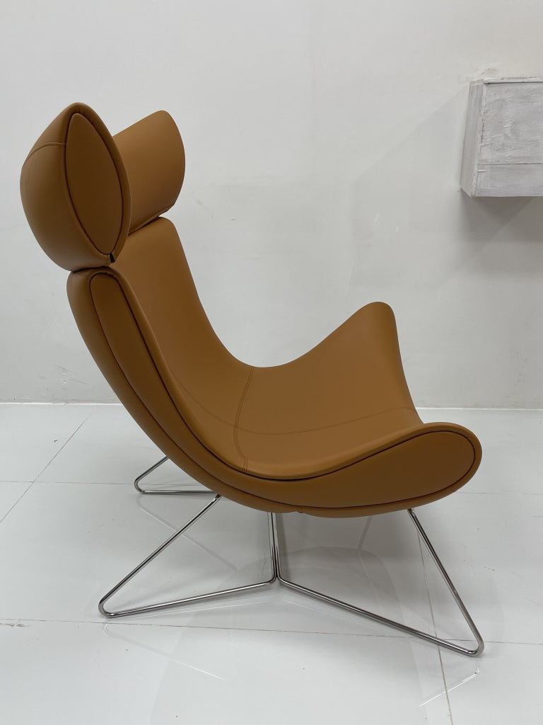 Lispona Leather accent chair