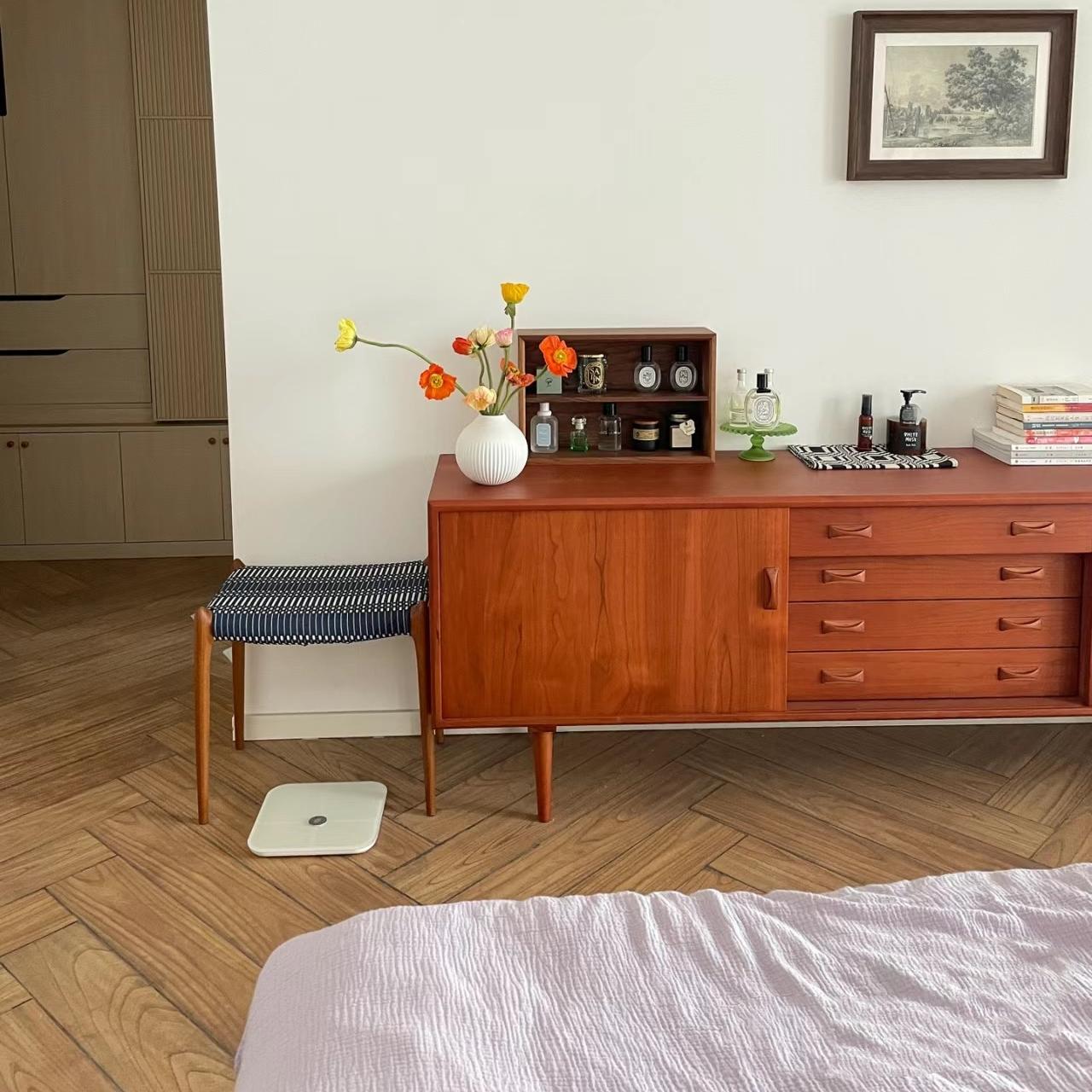 Brixon Solid wood sideboard