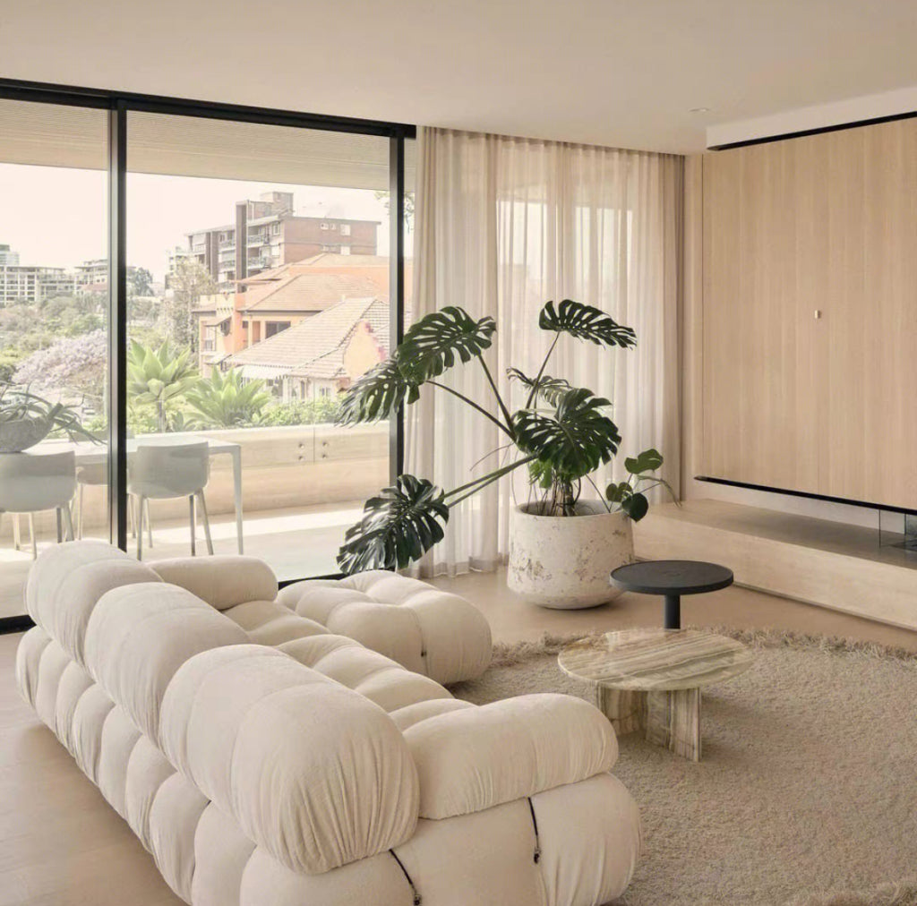 Chelo Minimalist modular sofa with ottoman