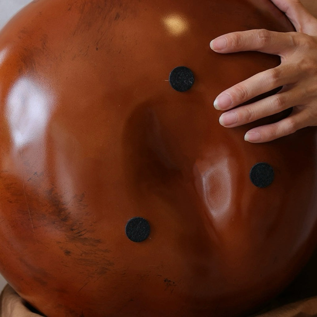 Jaren Peach-shaped resin decor