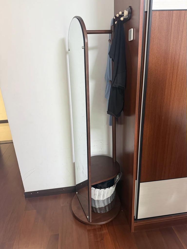 Lusso Clothes rack with mirror