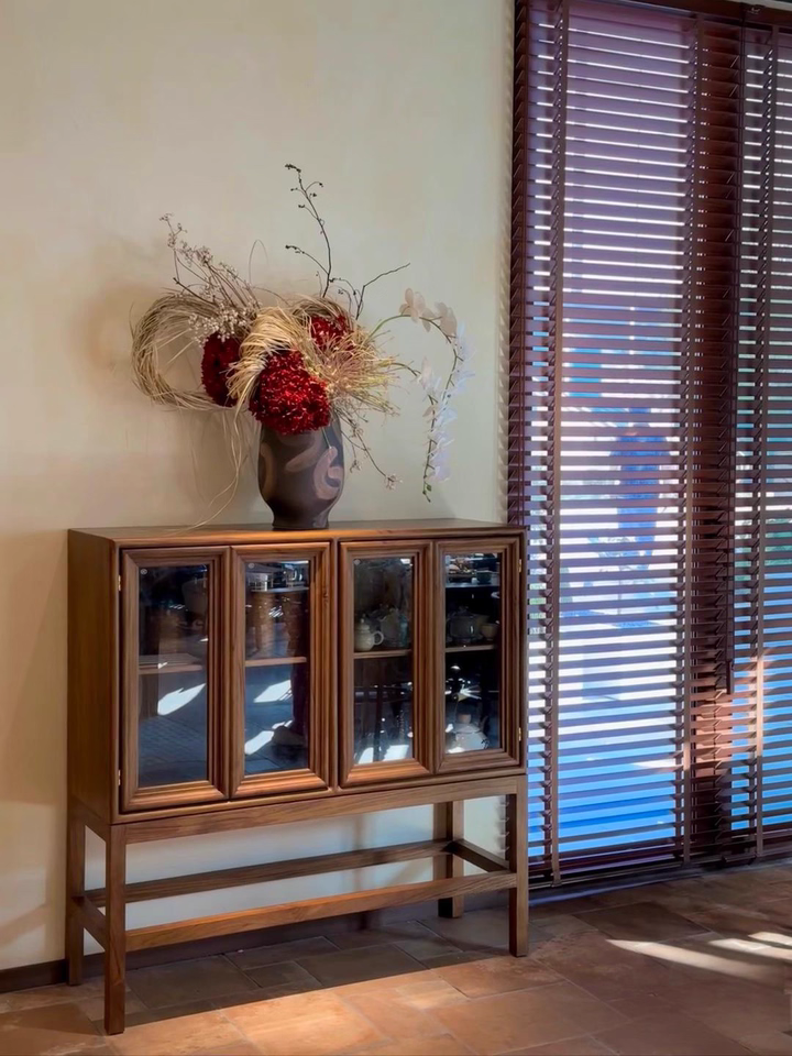 Mevit Teak solid wood sideboard