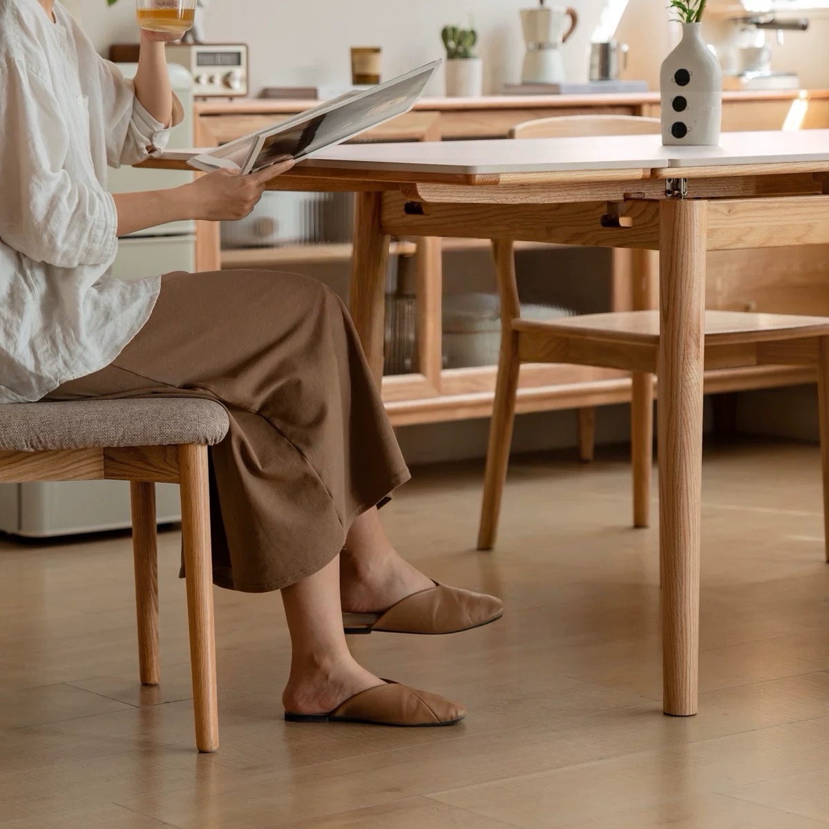 Elione Extendable sintered stone rectangular dining table