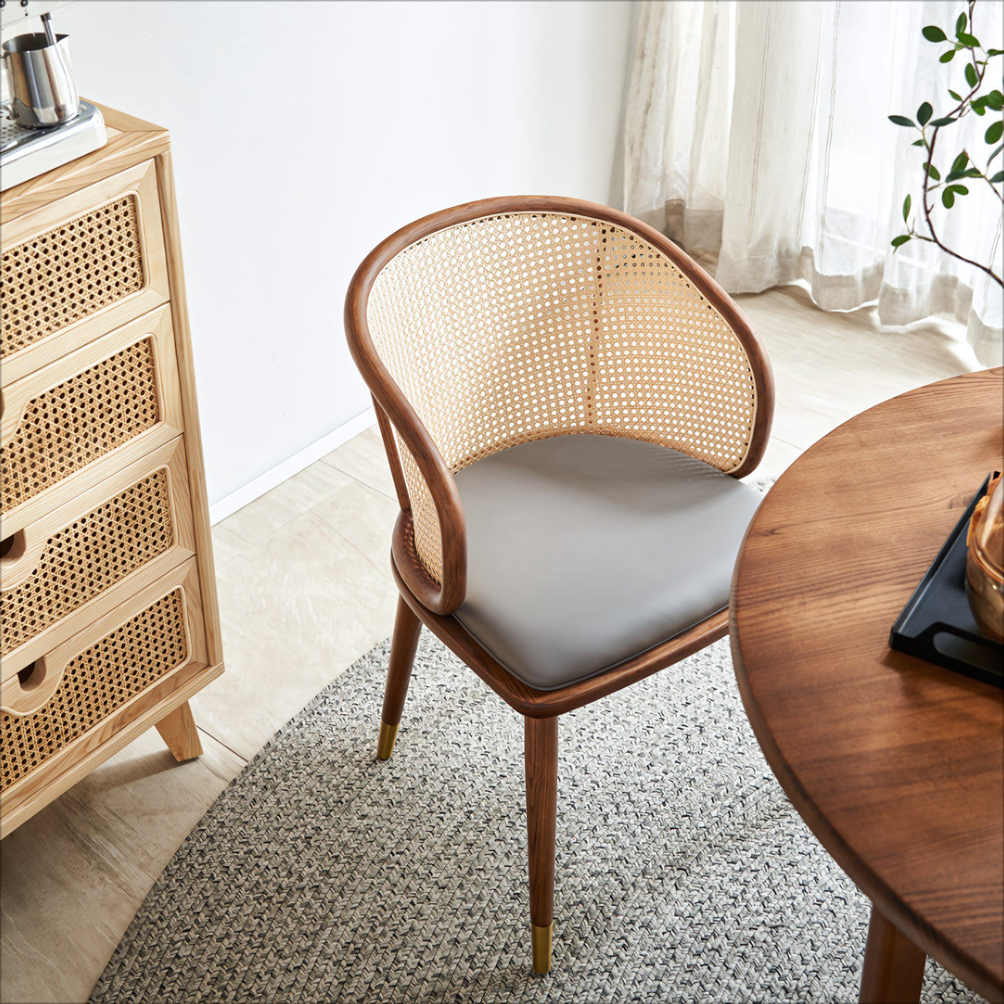 Ronilan Ash wood Indonesian natural rattan round dining set