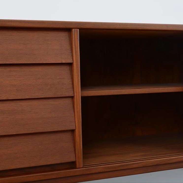 Cloven Solid wood sideboard