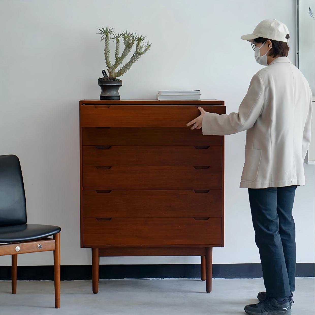 Vilpex Solid wood sideboard