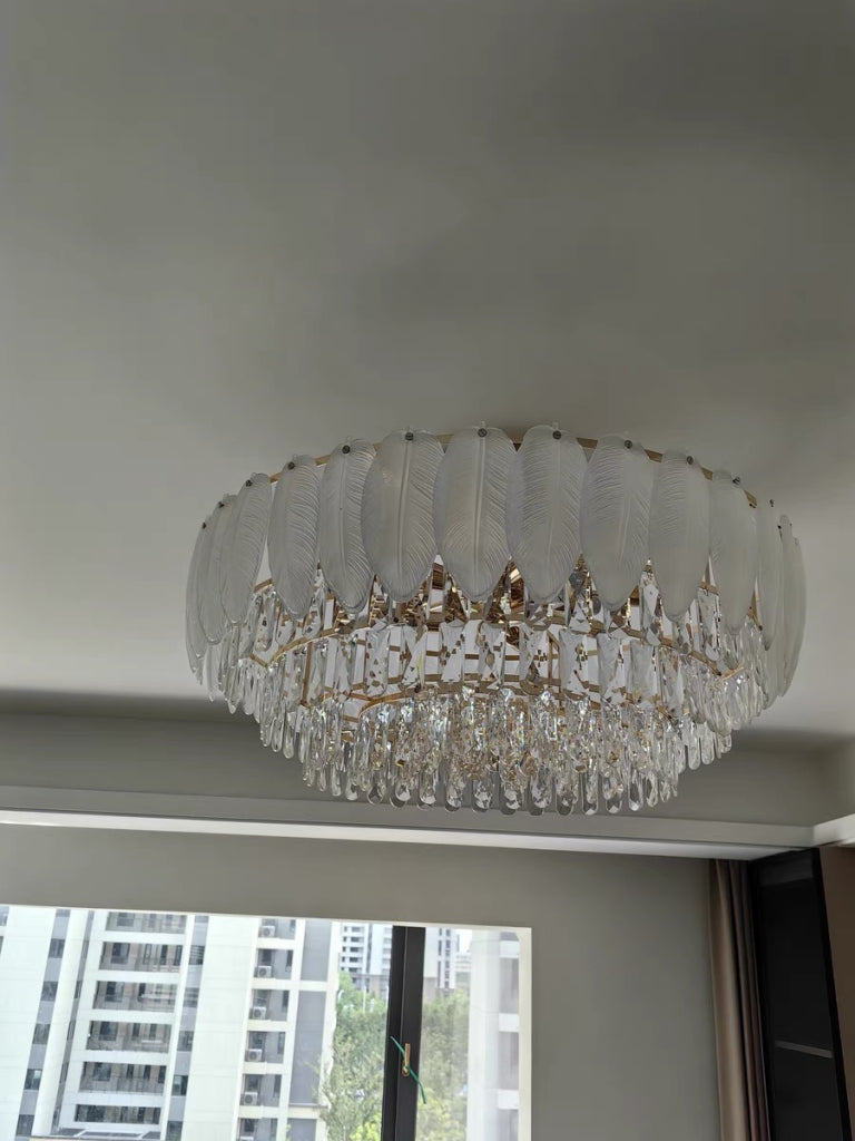 Jenetari Round glass feather pendant light