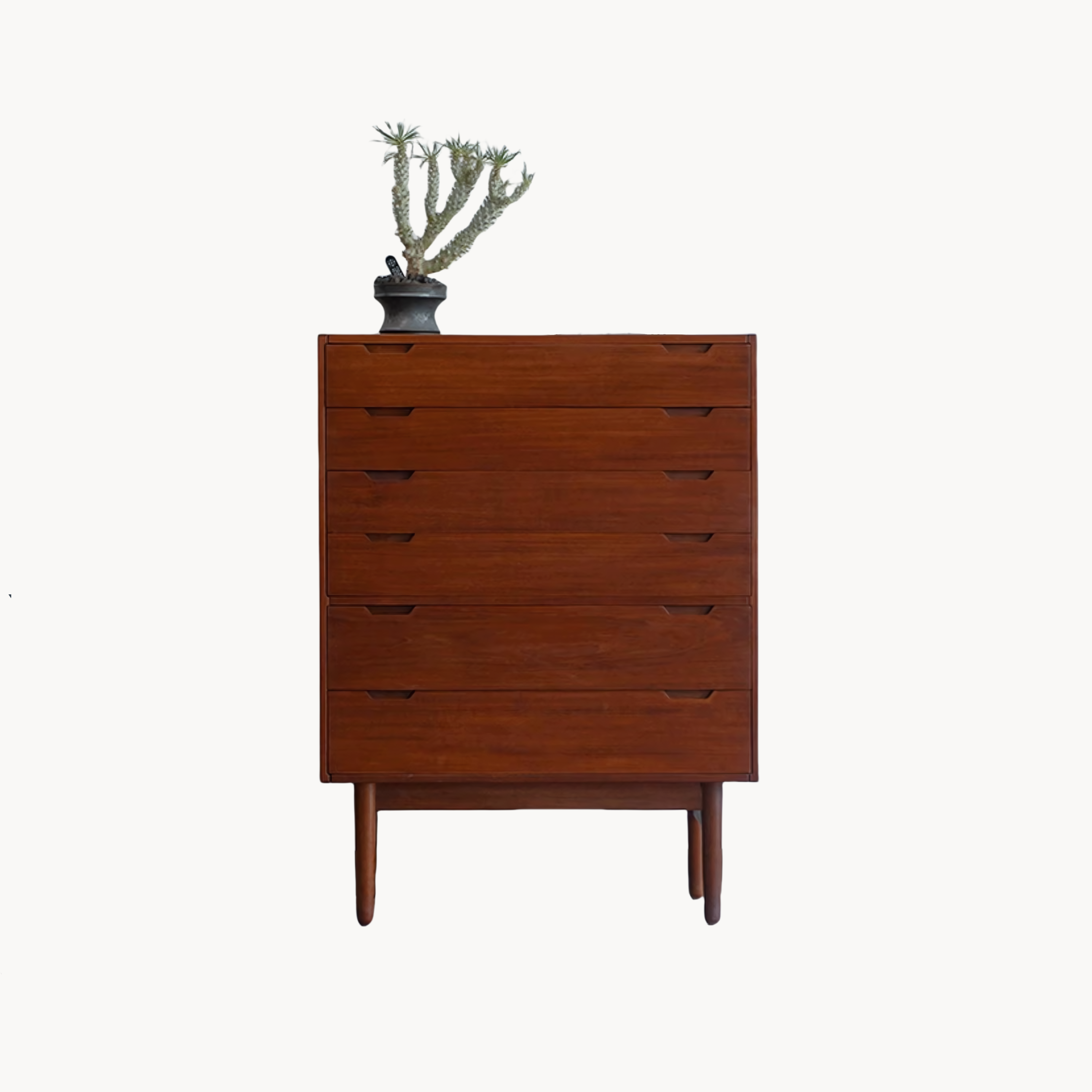 Vilpex Solid wood sideboard