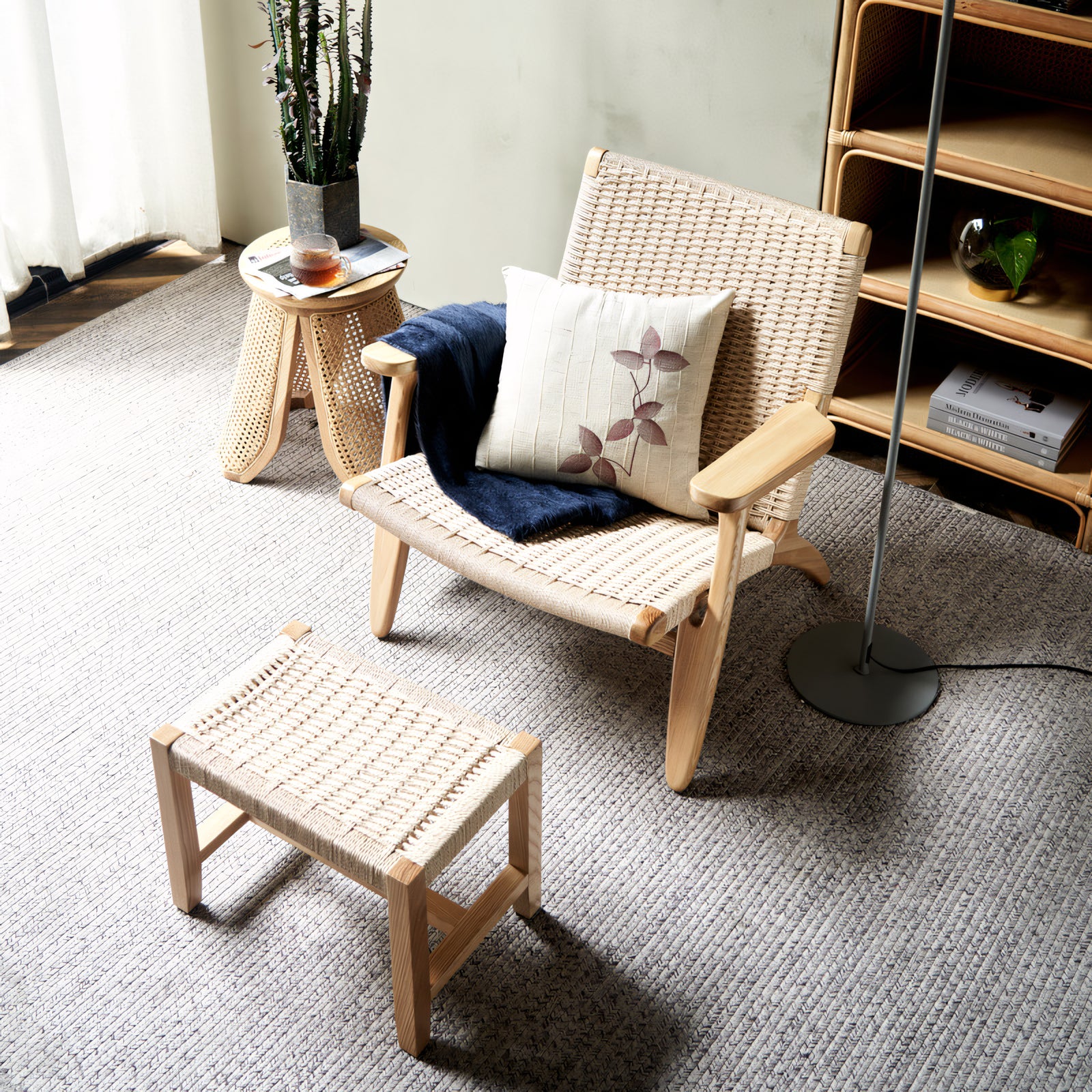 Fidel Natural rattan ash wood lounge chair