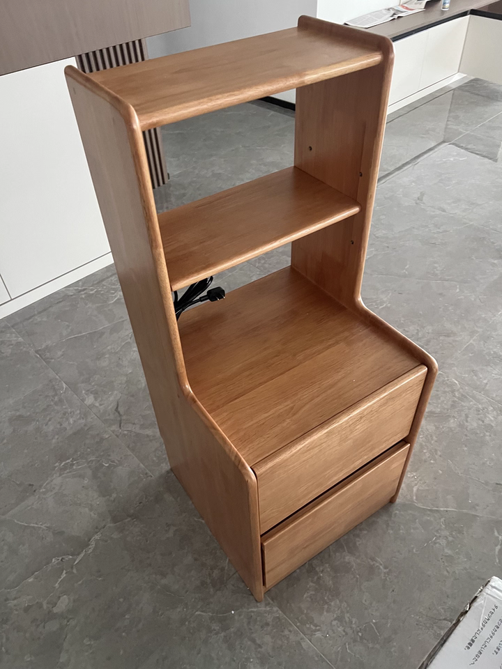 Nuvea 2pcs solid wood nightstands