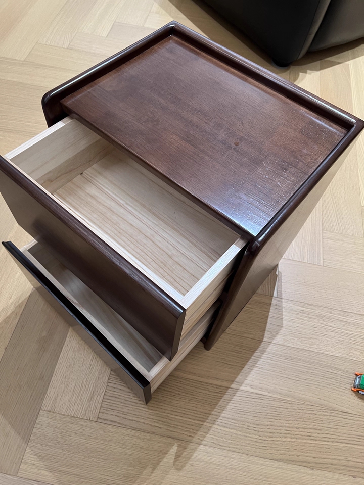 Biadra 2pcs solid wood nightstands-A