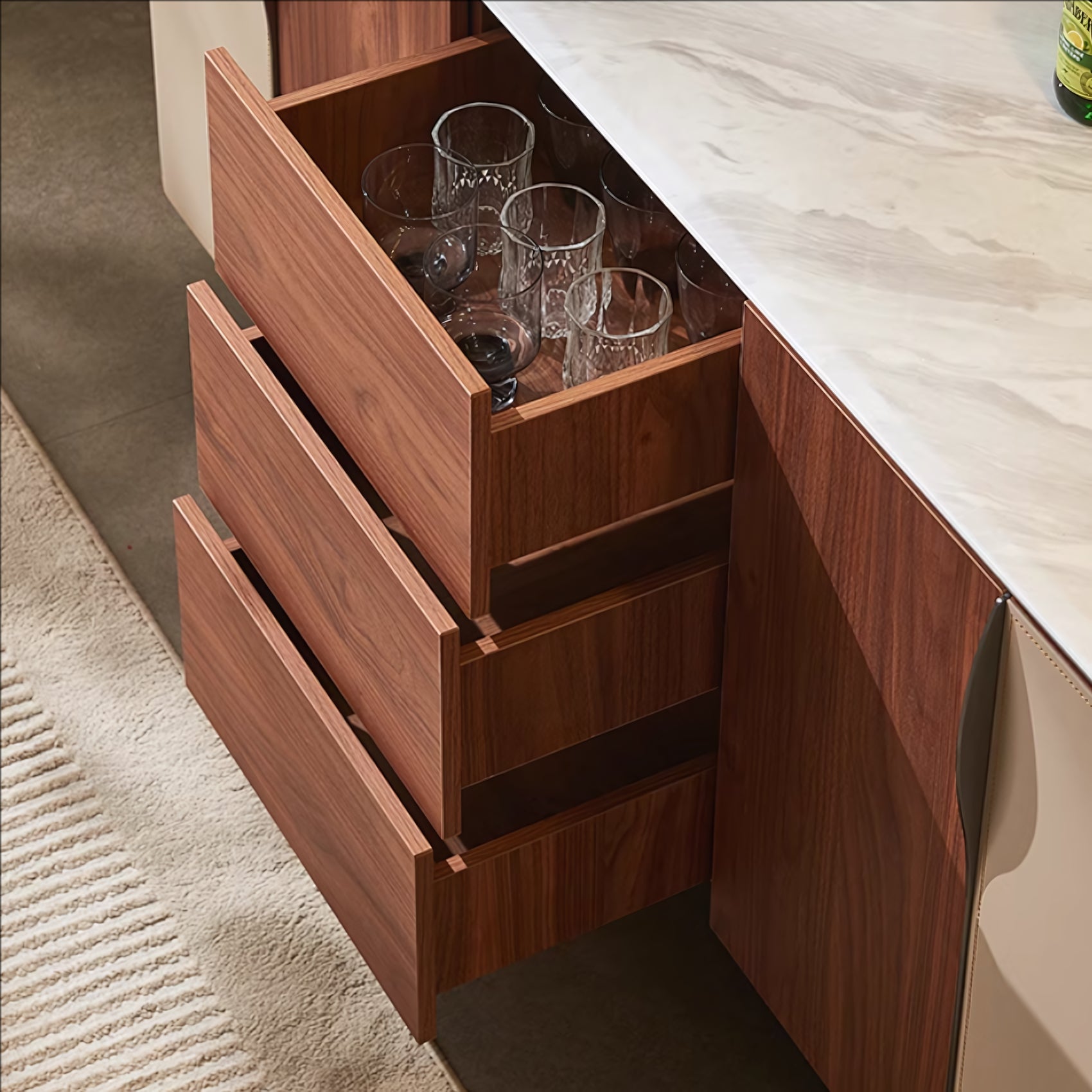 Jentor Leather solid wood sideboard