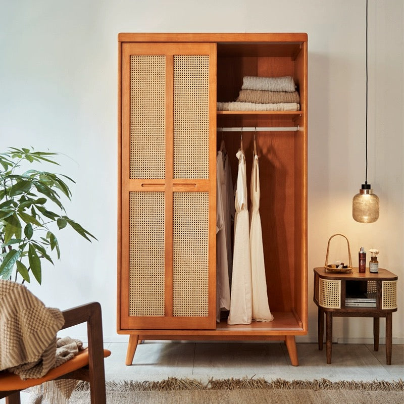 Hirevo Ash wood natural rattan wardrobe