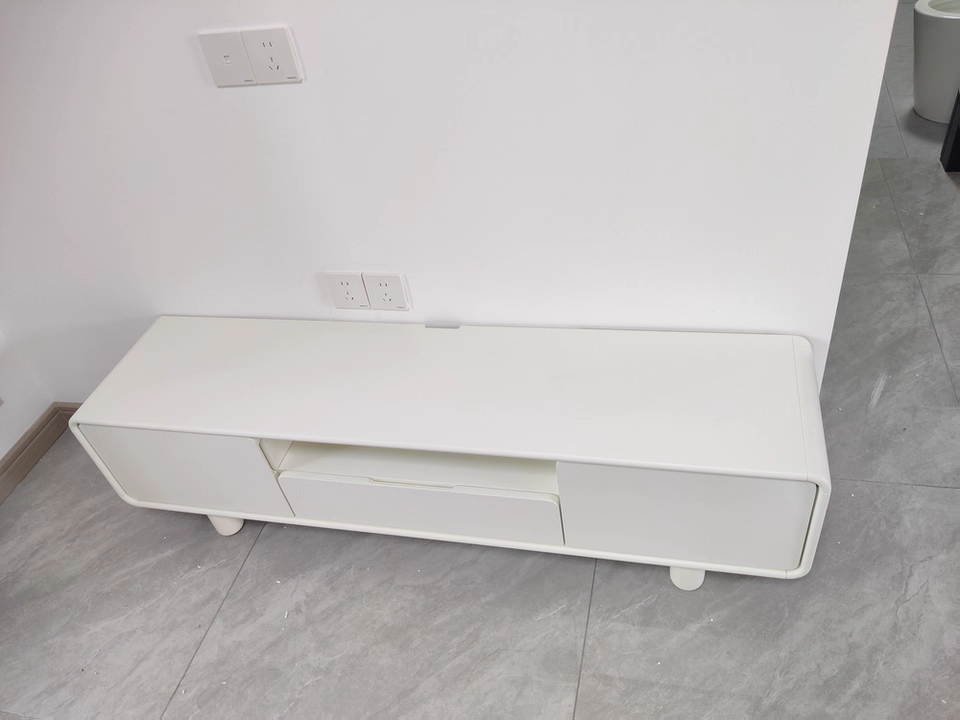 Arrivo Solid wood TV cabinet