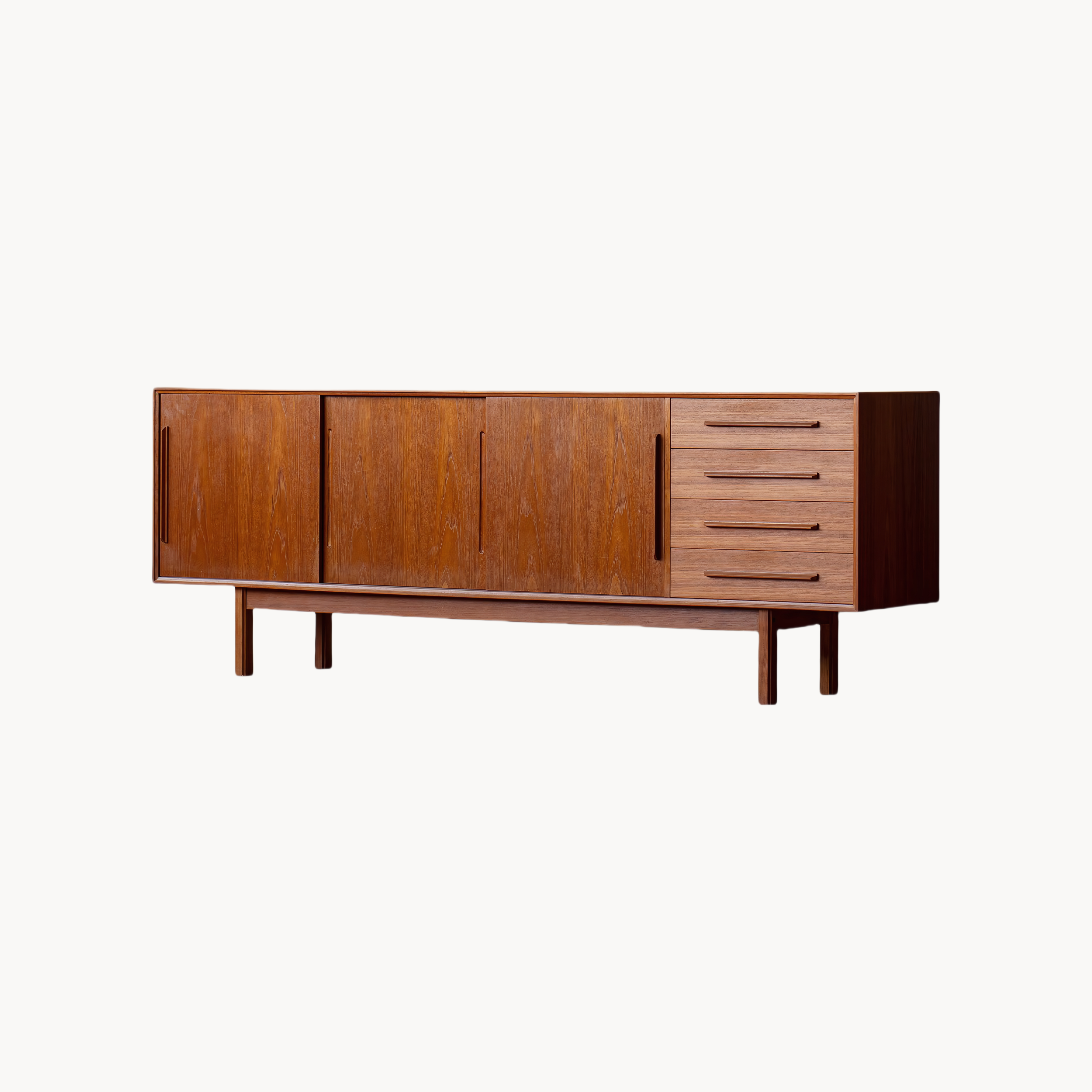 Ryzak Solid wood sideboard