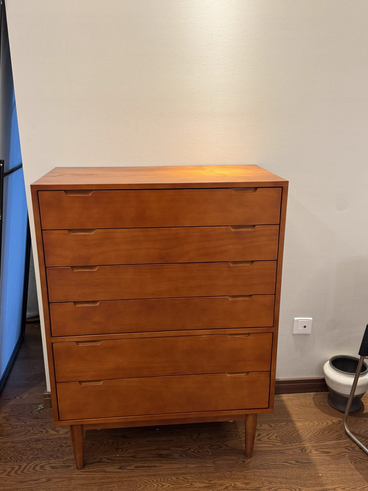 Vilpex Solid wood sideboard