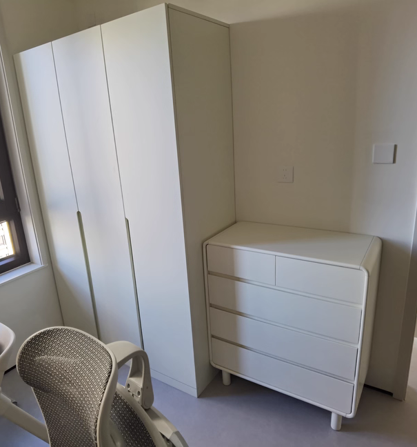 Galli Solid wood chest of drawers