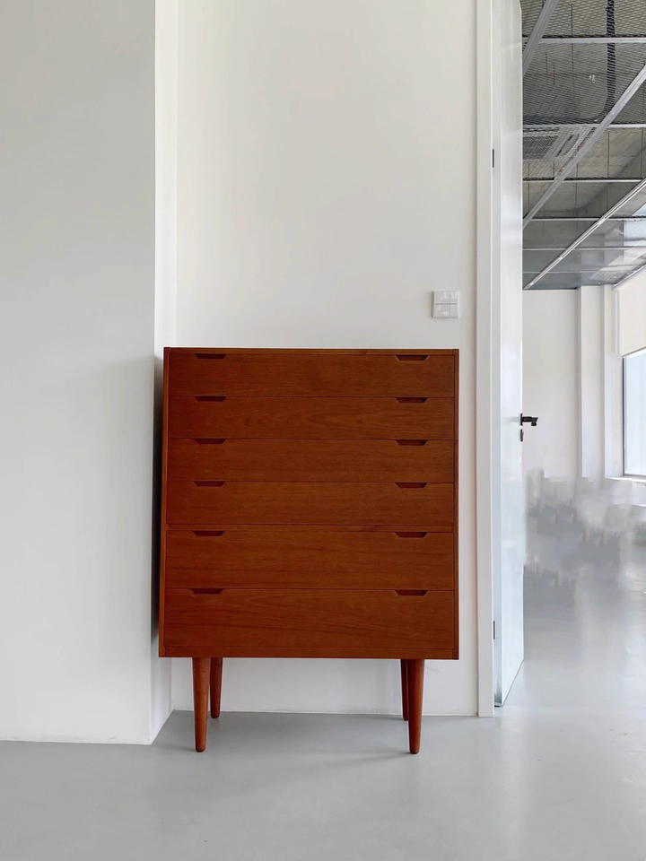 Vilpex Solid wood sideboard