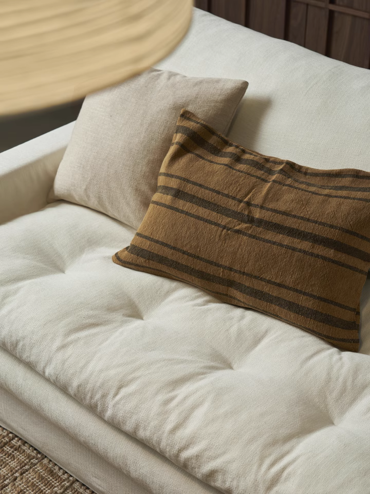 Garozo Washable natural linen fabric straight sofa