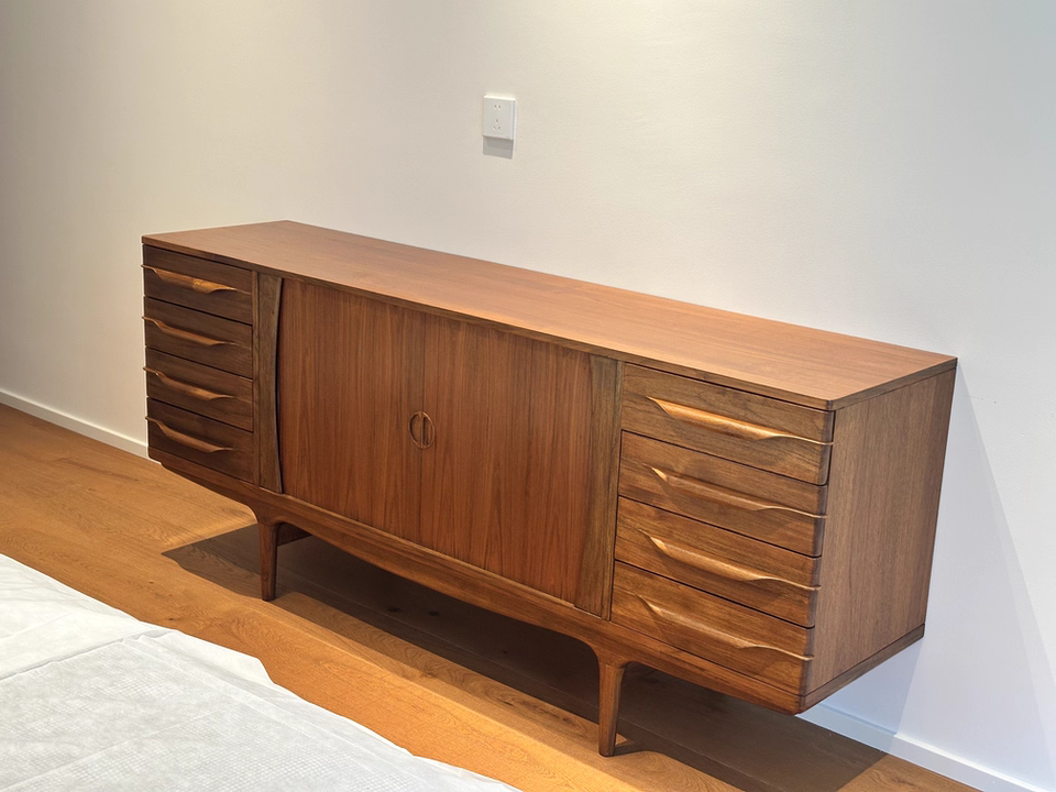 Hespel Teak solid wood sideboard
