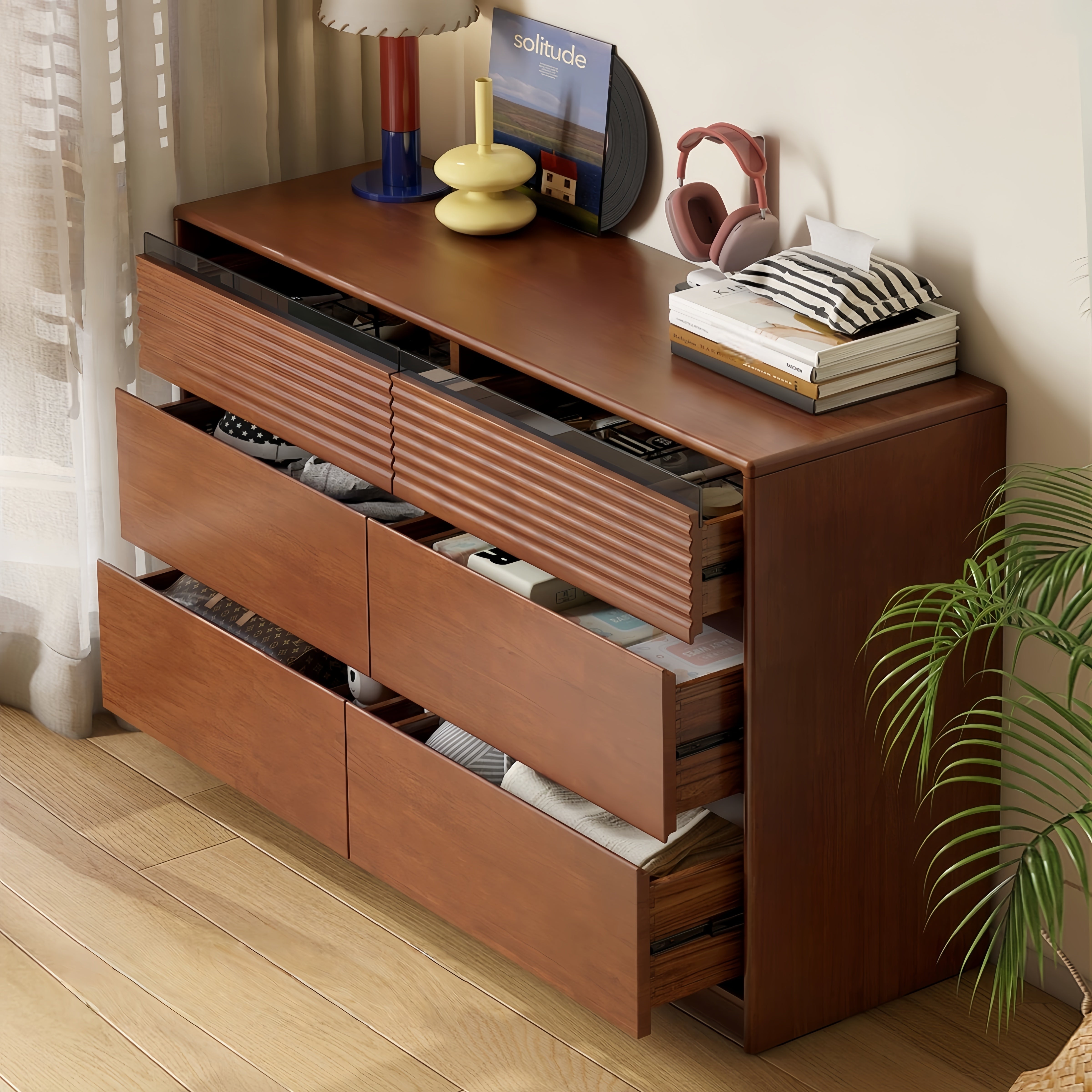 Orvea Solid wood chest of drawers